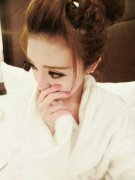 清新漂亮的女生皮肤