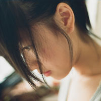 空间女生侧脸头像唯美 爱的平淡爱的撕心裂肺