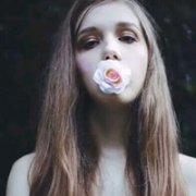 梦中折断了翅膀依然会飞翔i