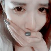 女生伤心流泪qq头像