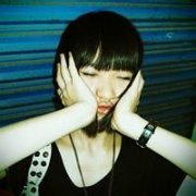 女生qq头像不带字古怪