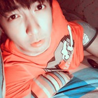 qq头像男生帅气非主流无字