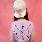qq头像女生背影带帽子