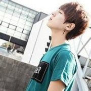 qq男生侧身阳光头像