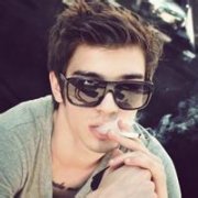 简单意境欧美男生头像