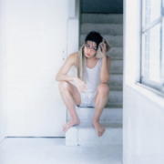 qq头像唯美意境男生,暖了你的心却伤了她