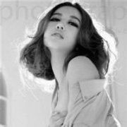 QQ头像英伦风女生