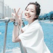 安静的唯美女生头像