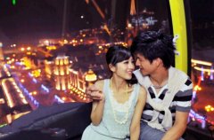 唯美情侣图片竖图
