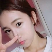 可爱小女生qq皮肤