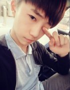 酷男生qq皮肤_男生皮肤