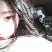 阳光下唯美女生头像