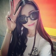 性感女生qq皮肤素材_女生皮肤