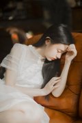 唯美女生qq皮肤图片_女生皮肤