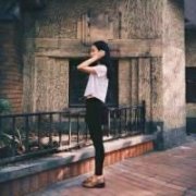 短发萌妹子可爱头像