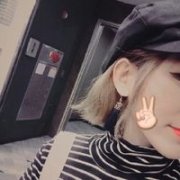 qq女生可爱带卡通图案头像