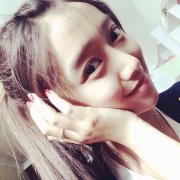气质清新可爱女生qq皮肤