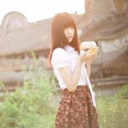 最新qq唯美意境女生头像