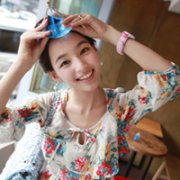 没有你没有力气 穿格子碎花的女生qq头像