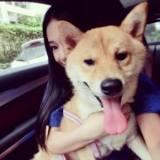 气质女生皮肤