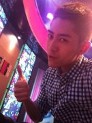 清新气质好看的男生皮肤