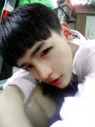 清秀帅气男生qq皮肤