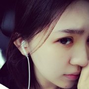 气质女生最新qq皮肤