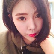 气质女生自拍qq皮肤