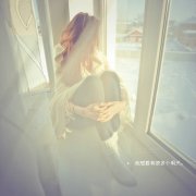 简约唯美的文字女生图片