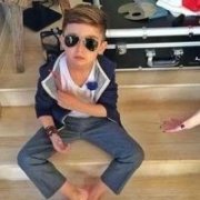 美国的小型男们qq头像
