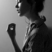欧美黑白女生个性头像