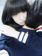 甜蜜幸福的qq情侣皮肤