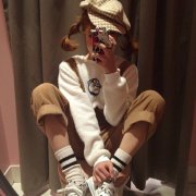 时尚好看的女生皮肤