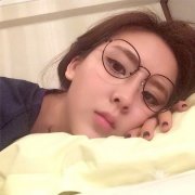 时尚的可爱女生皮肤