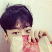 可爱搞怪的男生头像