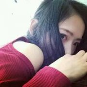 清新简约的女生头像
