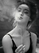 欧美女生霸气个性图片