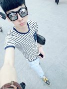 个性潮男qq皮肤