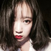 个性漂亮的女生皮肤
