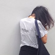 伤感清新的女生qq皮肤