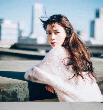 清新漂亮的女生最新qq皮肤