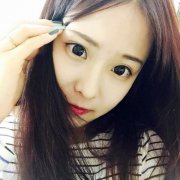 漂亮气质的女生qq皮肤