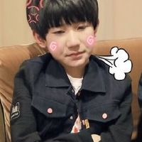 TFBOYSɰȵͷ