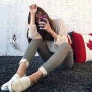 漂亮的女生自拍头像