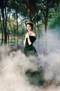 唯美森系的女生qq皮肤