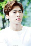 李易峰清新的个性图片