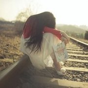 最新非主流悲伤女生QQ头像
