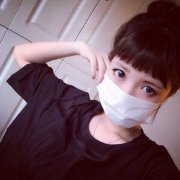 女生清新漂亮的皮肤