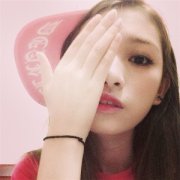 女生漂亮气质的qq皮肤