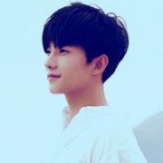杨洋青春帅气的头像